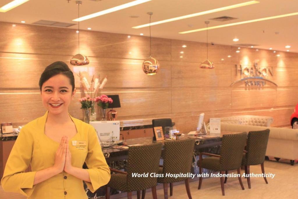 Horison Hotel Sukabumi Exterior foto